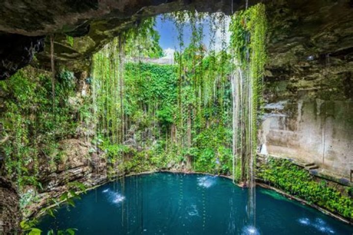 How were yucatan cenotes formed?